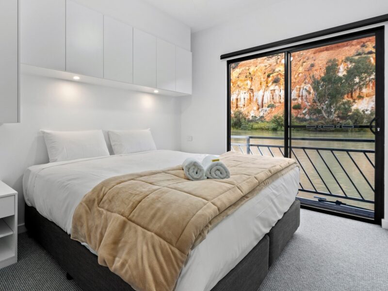 Murray River Houseboat